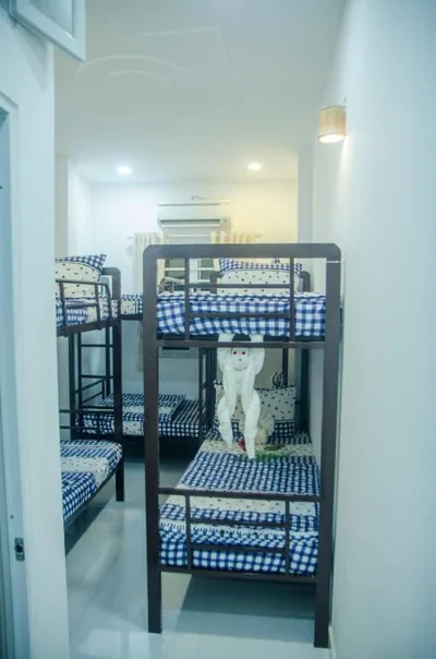 六人混合间床位 — H Best Hostel Cafe SaiGon